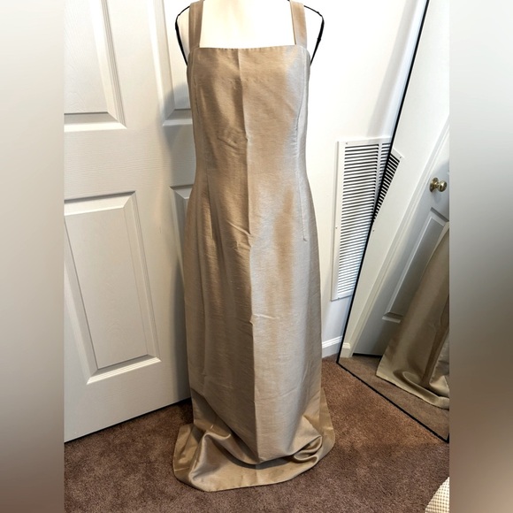 NWOT CACHE’ SATIN CHAMPAGNE MAXI LENGTH FORMAL FULLY LINED FORMAL  DRESS. SZ 16 - Picture 10 of 13